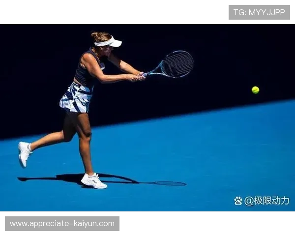 澳网激战正酣世界名将争锋赛场掀起年度网球热潮再创收视新高峰