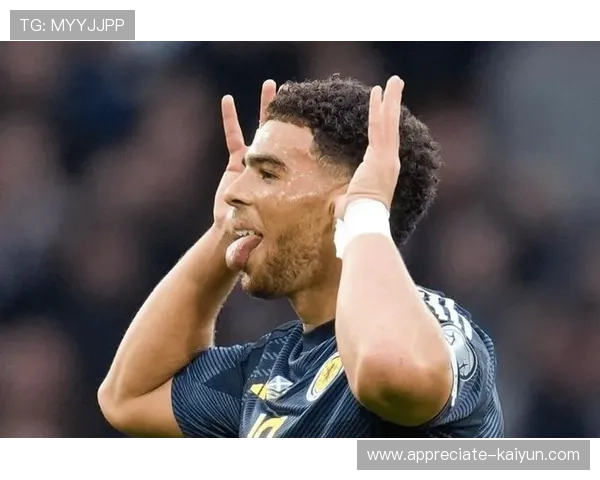 欧洲劲旅豪取连胜，锋线新星状态火热引球迷热议